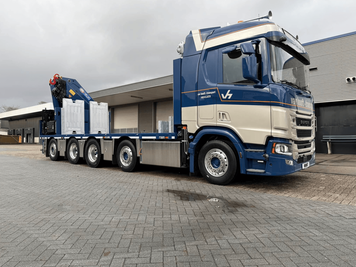 Pakjesavond bij Van Hooft Transport!